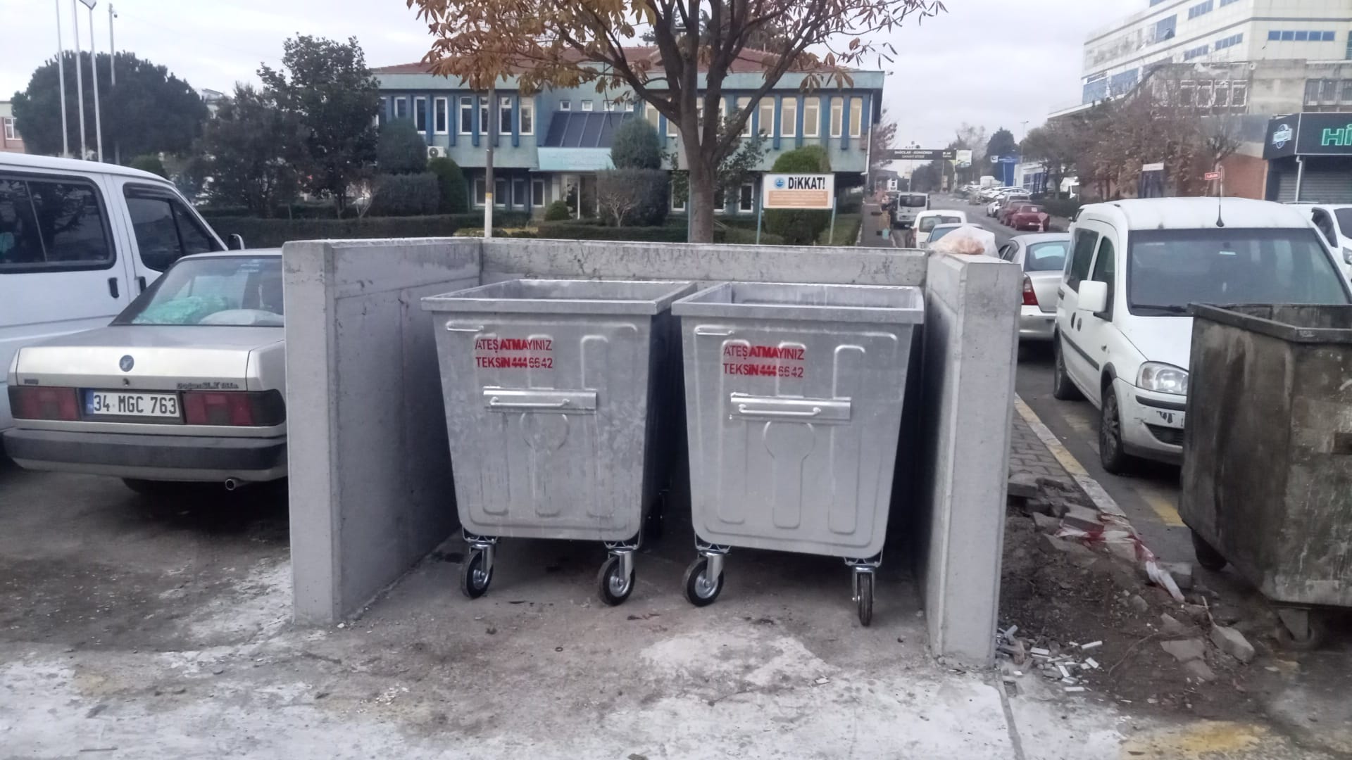 ÇÖP KONTEYNERLERİMİZ YENİLENDİ...